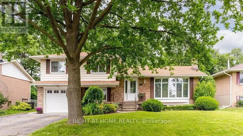 Detached at 49 RAYNE AVENUE, Oakville