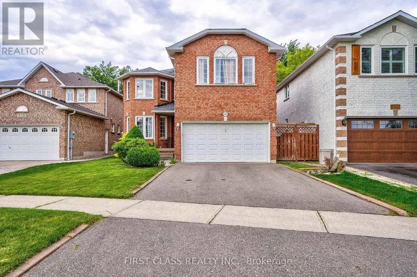 Detached at 3309 LOYALIST DRIVE, Mississauga