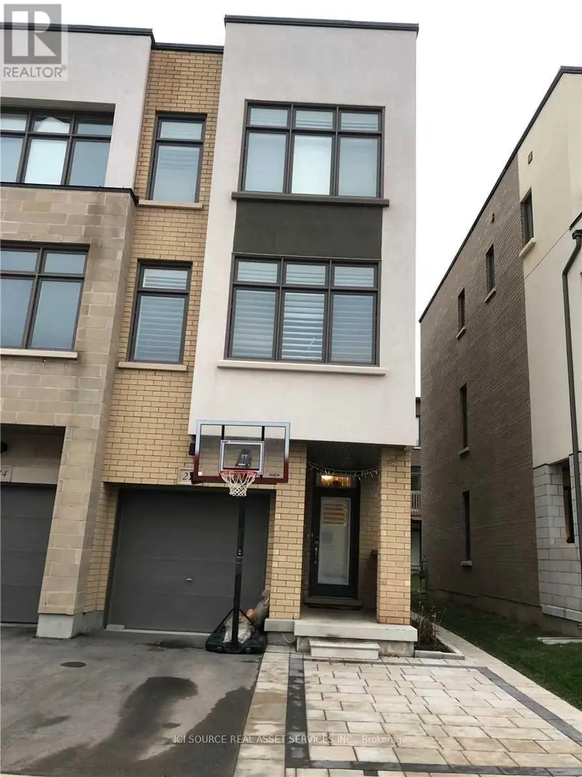 Townhouse at 212 SQUIRE CRESCENT, Oakville