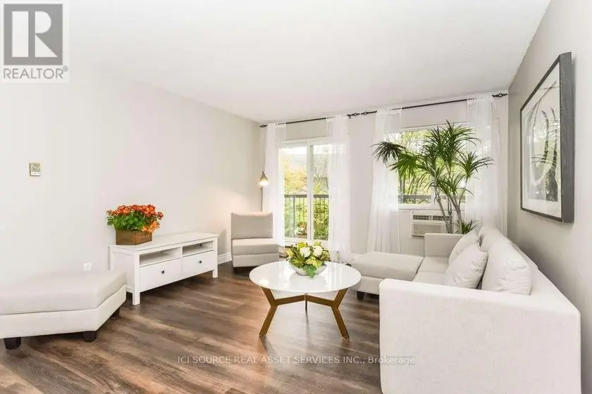 Apartment at 824 - 1450 GLEN ABBEY GATE, Oakville