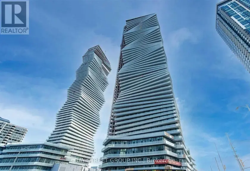 Apartment at 321 - 3900 CONFEDERATION PARKWAY E, Mississauga