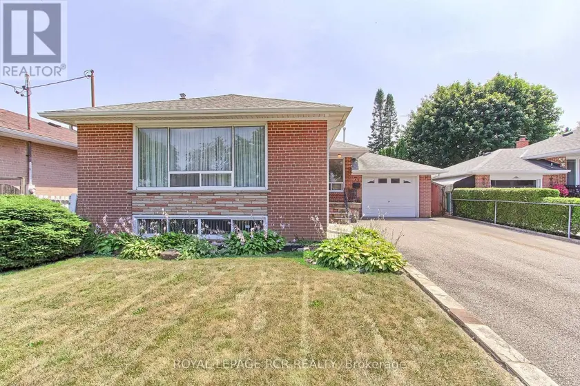 Detached at 77 ALHART DRIVE, Toronto