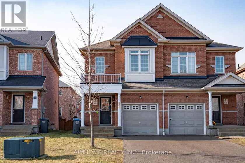 Semi-Detached/Link at 688 COURTNEY VALLEY ROAD, Mississauga