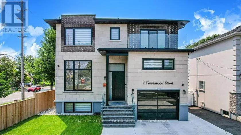 Detached at 1 FRANKWOOD ROAD, Toronto