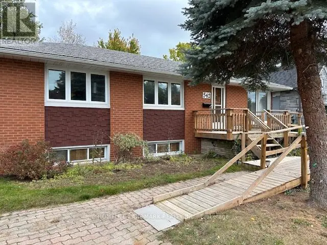Detached at 542 WINGROVE CRESCENT, Oakville