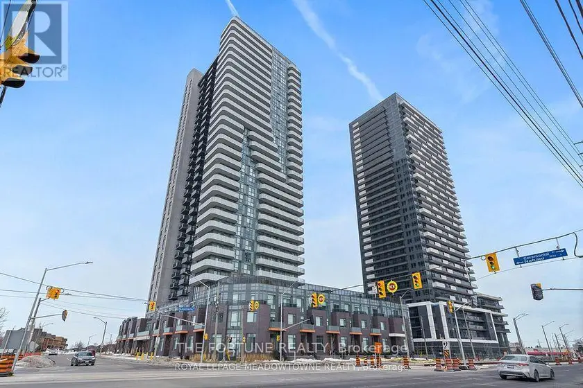 Apartment at 3101 - 8 NAHANI WAY N, Mississauga
