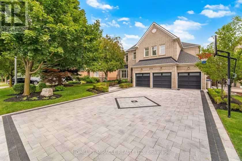 Detached at 2152 MANOR HILL DRIVE, Mississauga