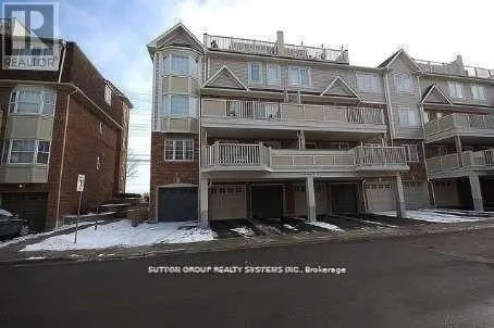 Townhouse at 2 - 613 DUNDAS STREET W, Mississauga