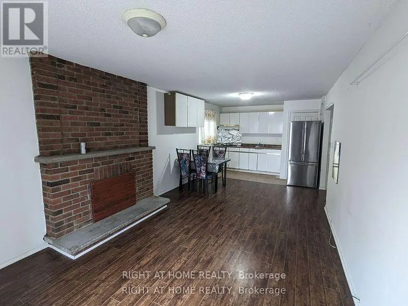 Detached at LOWER - 877 THISTLE DOWN CIRCLE, Mississauga