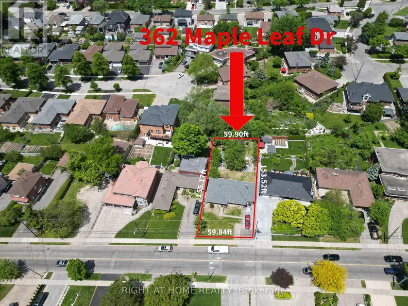 Detached at 362 MAPLE LEAF DRIVE, Toronto