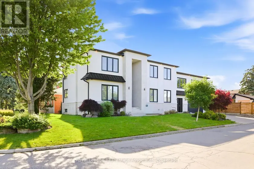 Detached at 14 JOYCE PARKWAY, Toronto