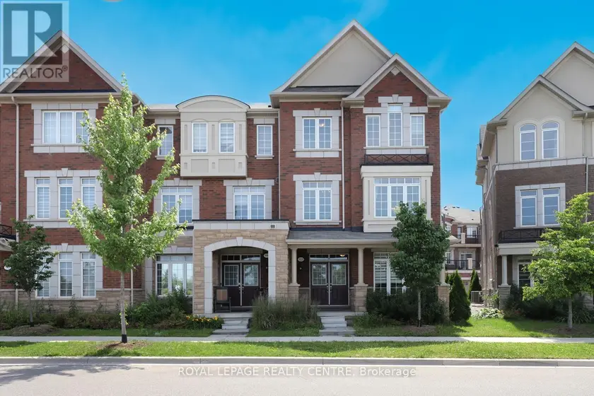 Townhouse at 3020 GEORGE SAVAGE AVENUE, Oakville