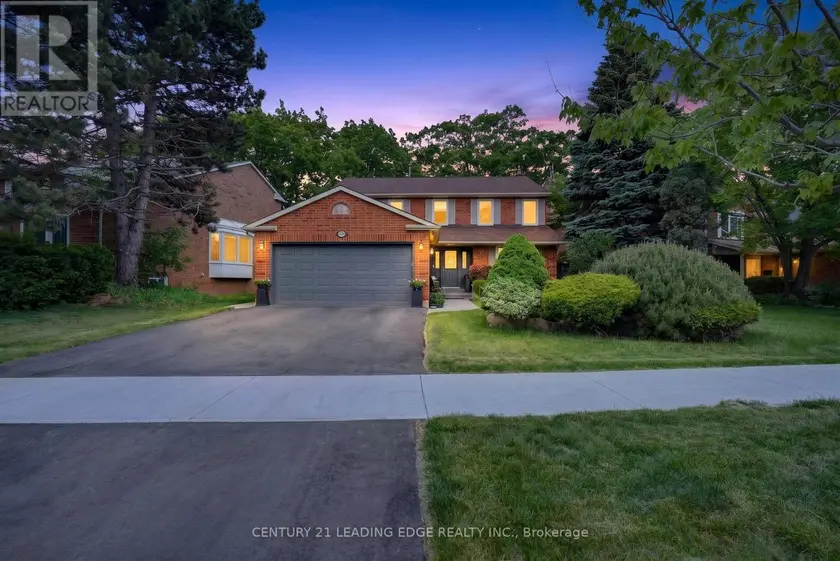 Detached at 2300 FOLKWAY DRIVE, Mississauga