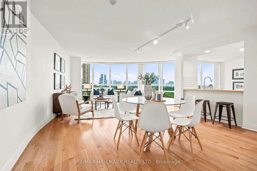 Apartment at 607 - 50 EGLINTON AVENUE W, Mississauga