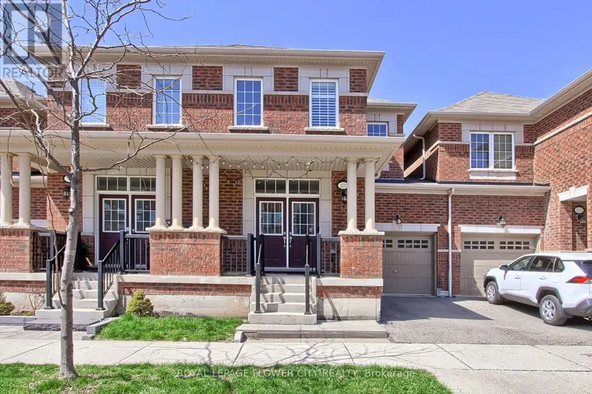 Townhouse at 101 HUGUENOT ROAD, Oakville