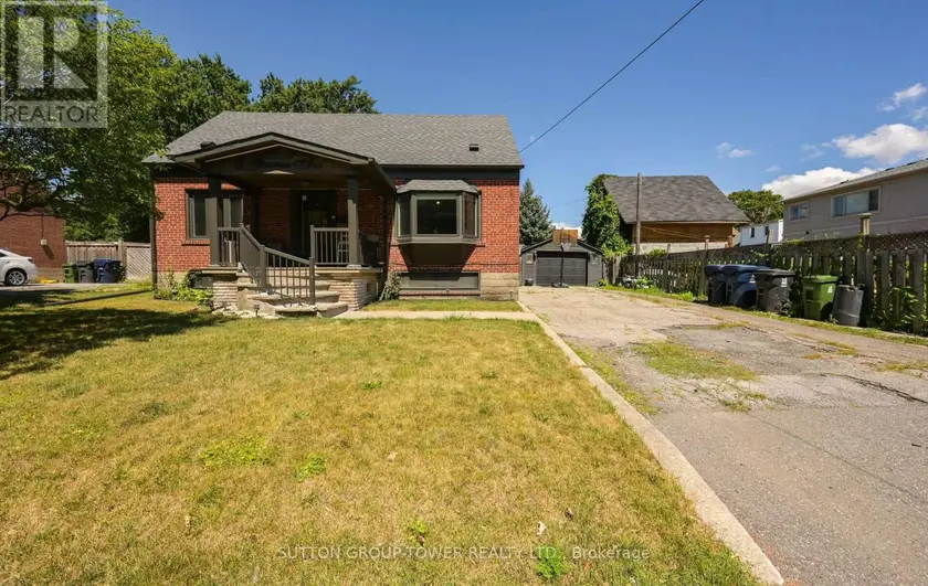 Detached at 8 YVONNE AVENUE N, Toronto