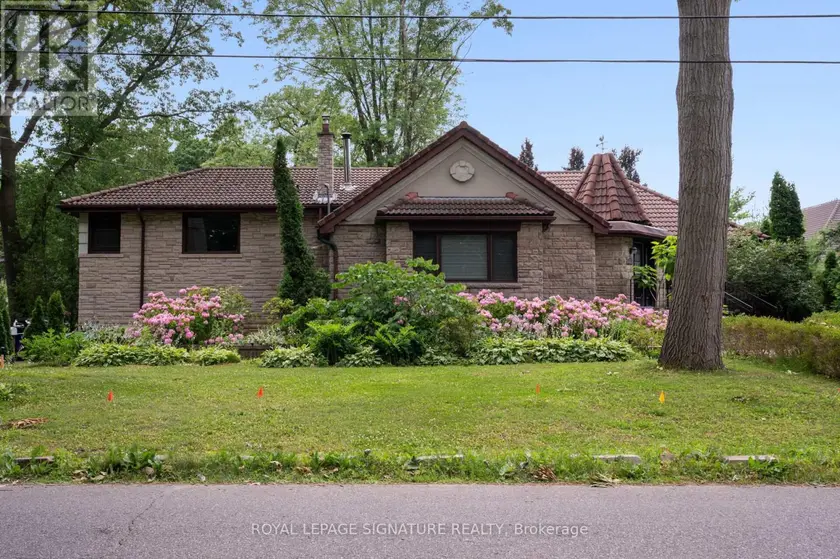 Detached at 2234 GORDON DRIVE, Mississauga
