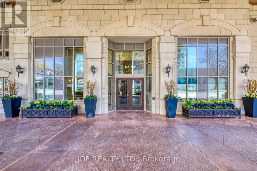 Apartment at 402 - 111 FORSYTHE STREET, Oakville