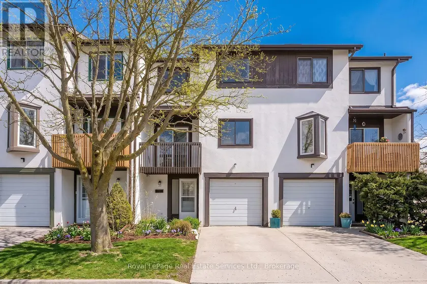 Townhouse at 24 - 2651 AQUITAINE AVENUE, Mississauga