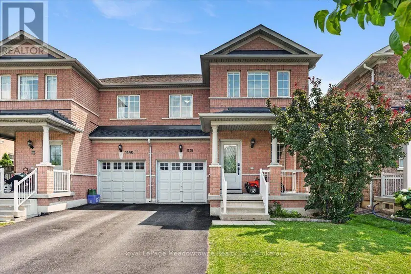 Semi-Detached/Link at 1138 CHARLTON WAY, Milton