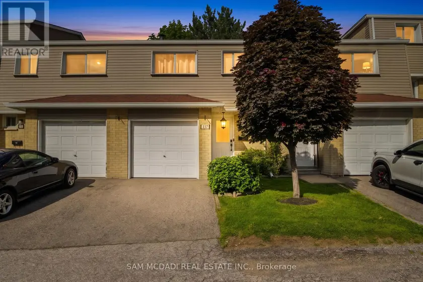 Townhouse at 157 - 400 MISSISSAUGA VALLEY BOULEVARD, Mississauga