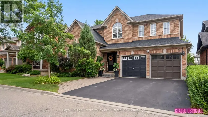 Detached at 15 COURTSFIELD CRESCENT, Brampton
