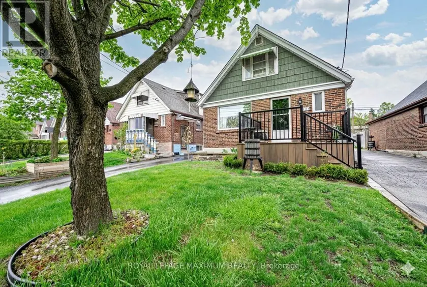 Detached at 2113 KEELE STREET, Toronto