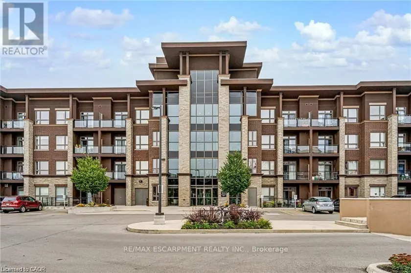 Apartment at 206 - 5010 CORPORATE DRIVE, Burlington