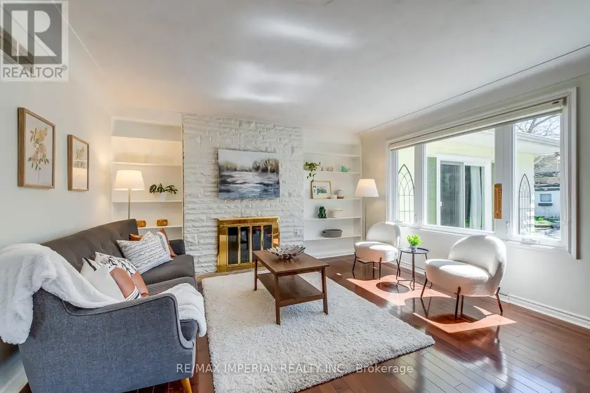 Detached at 2048 DEVON ROAD, Oakville