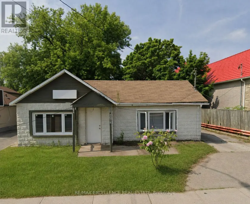 Detached at 2574 CONFEDERATION PARKWAY, Mississauga