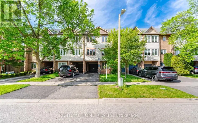 Townhouse at 2349 STRAWFIELD COURT, Oakville