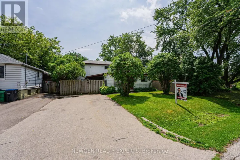 Detached at 1070 PELHAM AVENUE, Mississauga