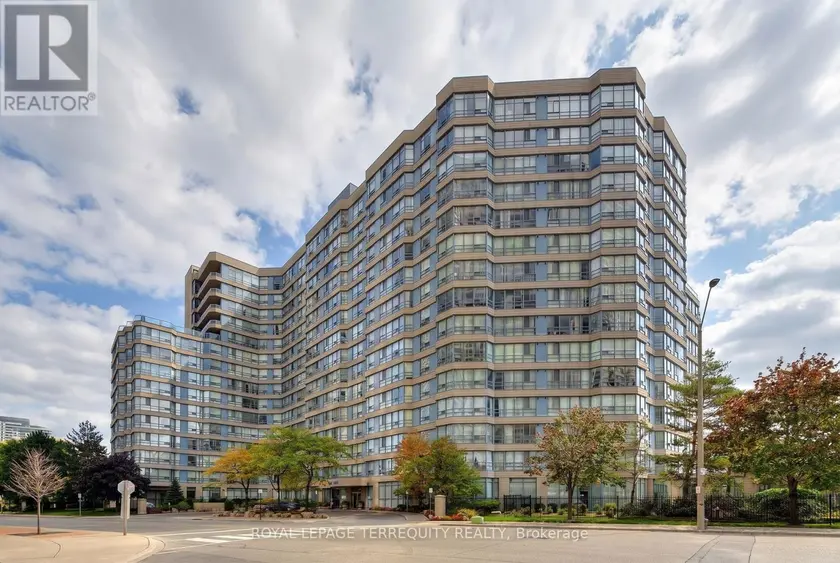 Apartment at 1512 - 250 WEBB DRIVE, Mississauga