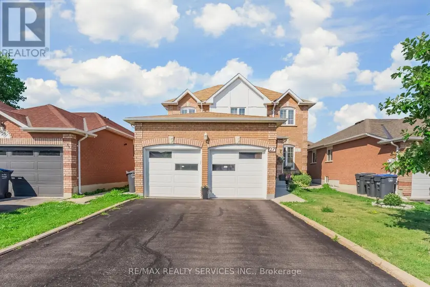 Detached at 27 COLLEYVILLE STREET, Brampton