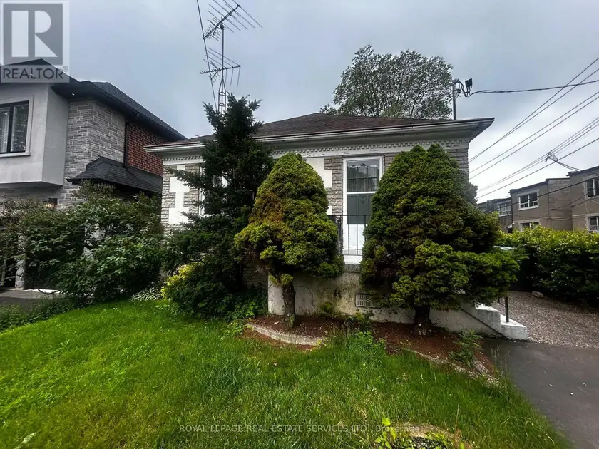 Detached at UPPER LEVEL - 6 HIAWATHA PARKWAY, Mississauga
