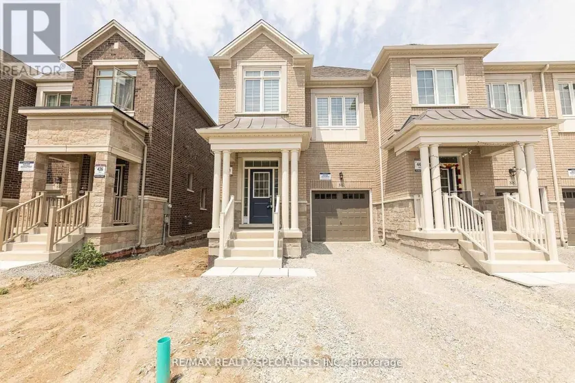 Townhouse at 86 BERMONDSEY WAY, Brampton