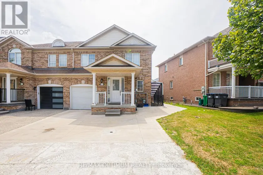 Semi-Detached/Link at 8 TOPIARY LANE, Brampton
