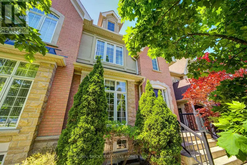 Townhouse at 3885 EGLINTON AVENUE, Mississauga