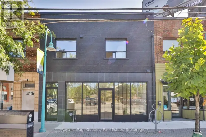 Multiplex at 2 - 3317 LAKE SHORE BOULEVARD W, Toronto