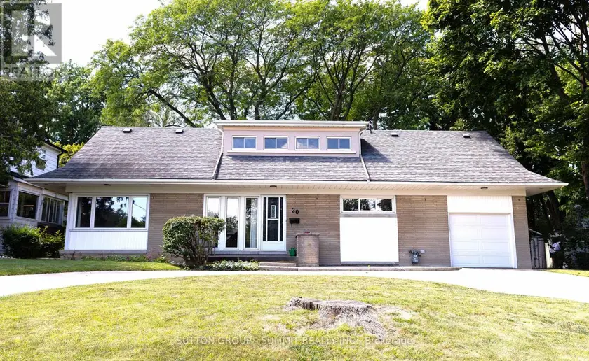 Detached at 20 HAVENRIDGE DRIVE, Toronto
