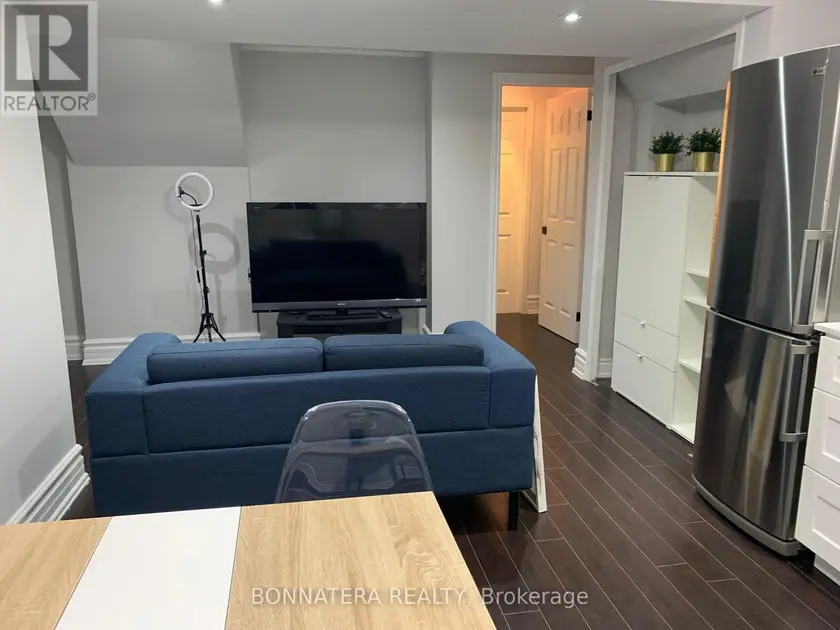 Detached at BSMT - 284 HICKORY CIRCLE, Oakville