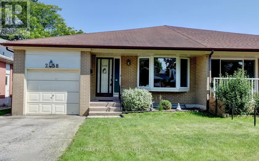 Semi-Detached/Link at 2458 BARCELLA CRESCENT, Mississauga