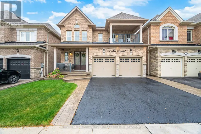 Detached at 4 IVOR CRESCENT, Brampton