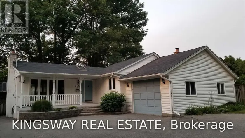 Detached at 465 MAPLE GROVE DRIVE, Oakville (FD Ford)