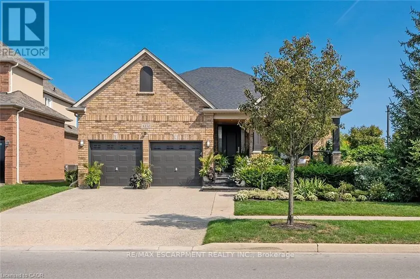 Detached at 4252 SARAZEN DRIVE, Burlington
