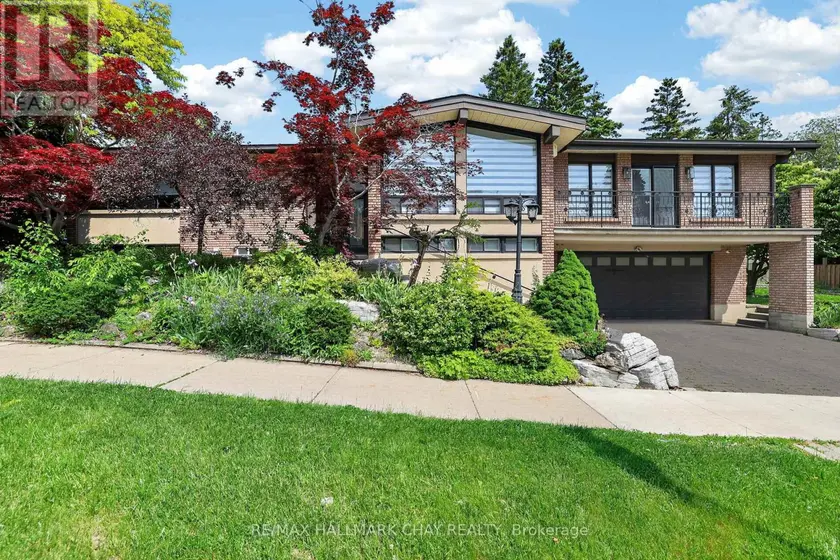 Detached at UPPER - 80 BEAUMONDE HEIGHTS DRIVE, Toronto