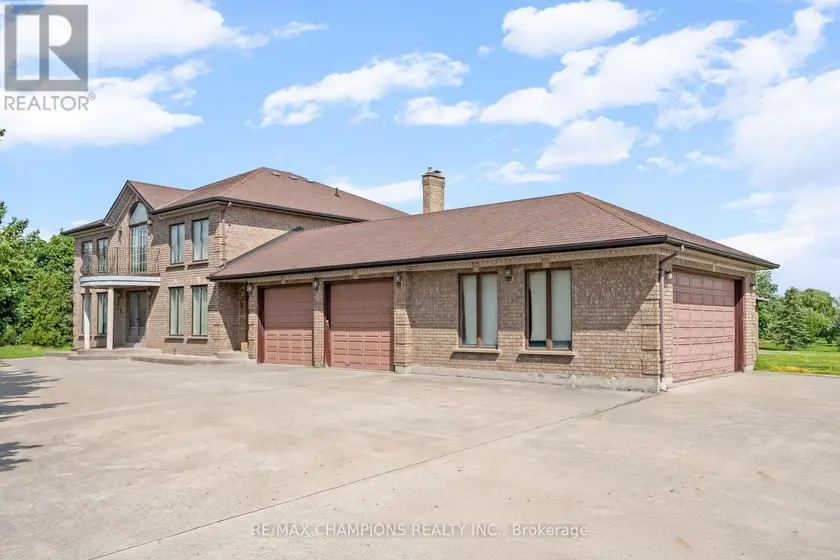 Detached at 4047 COUNTRYSIDE DRIVE E, Brampton