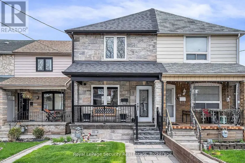 Semi-Detached/Link at 67 NORTHLAND AVENUE, Toronto