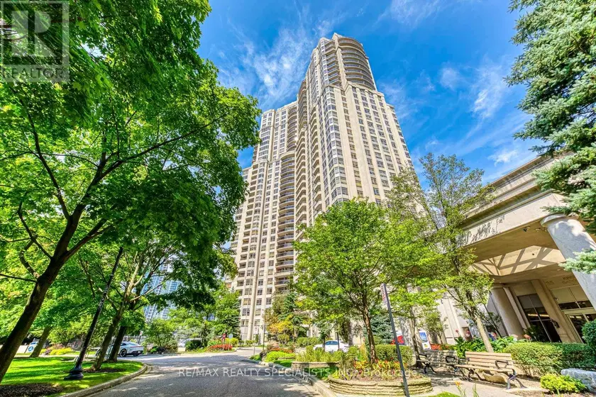 Apartment at 3005 - 35 KINGSBRIDGE GARDEN CIRCLE W, Mississauga