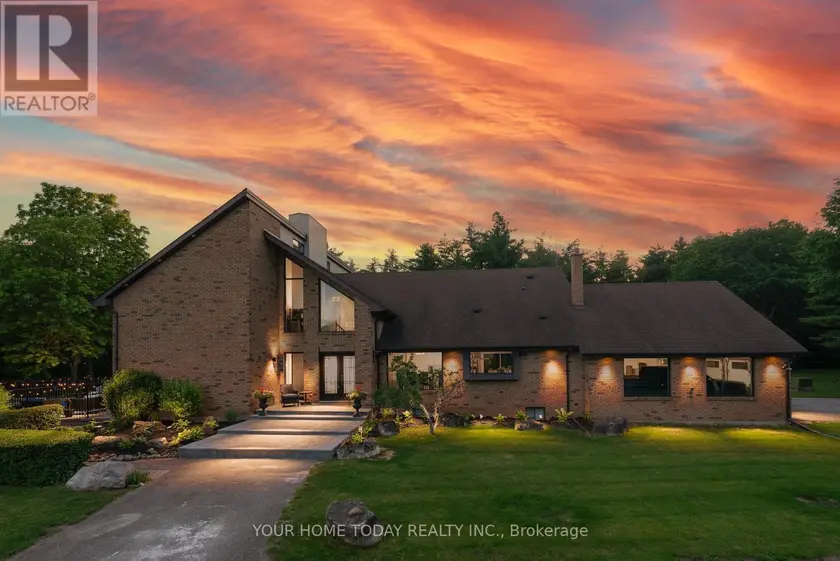 Detached at 12492 HIGHWAY 7 HIGHWAY, Halton Hills